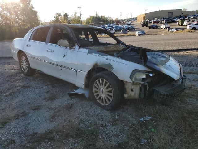 2003 Lincoln Town Car Executive