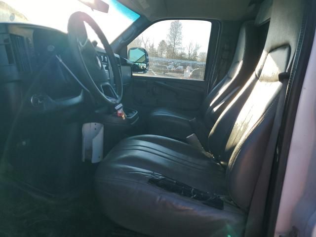 2012 Chevrolet Express G2500