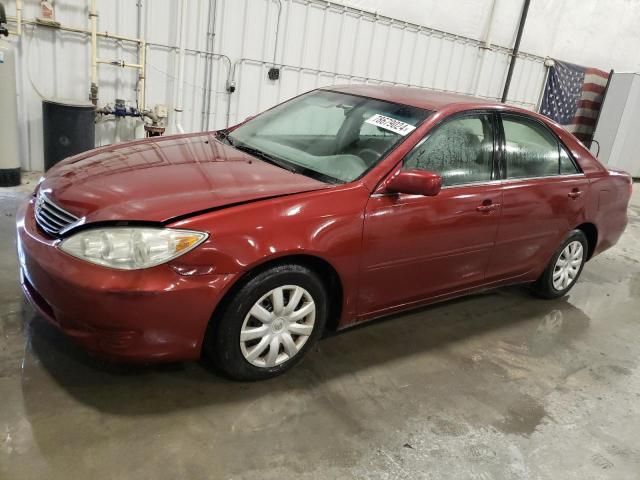 2005 Toyota Camry LE