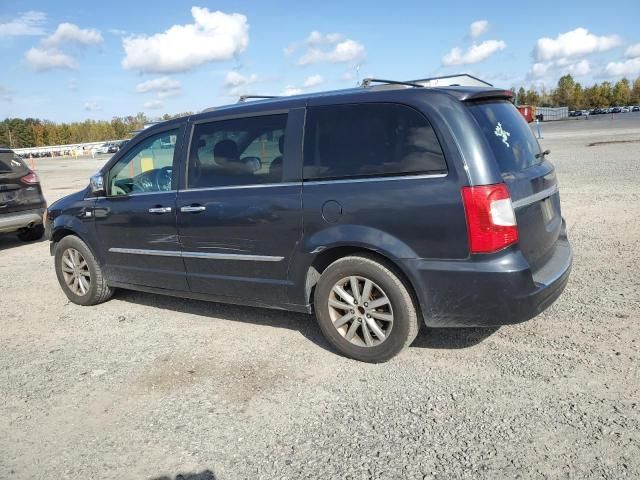 2014 Chrysler Town & Country Touring L