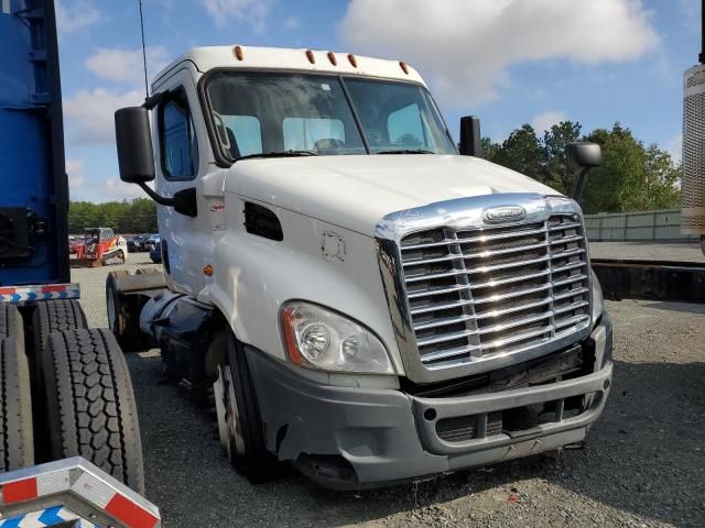 2018 Freightliner Cascadia 113