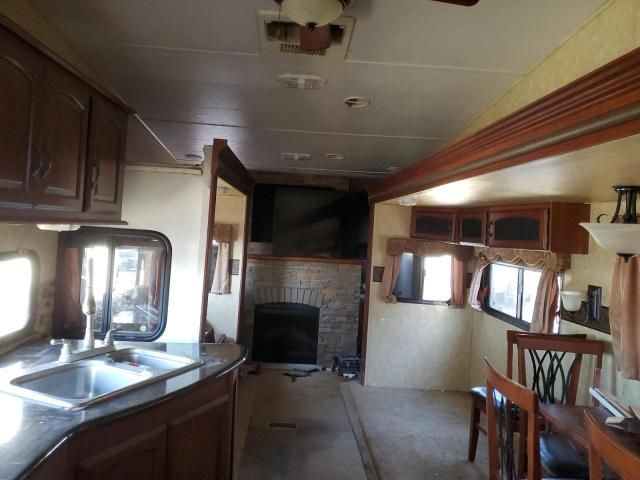 2012 Trailers 5th Wheel