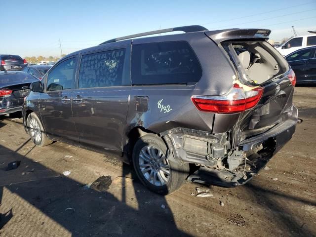 2015 Toyota Sienna XLE