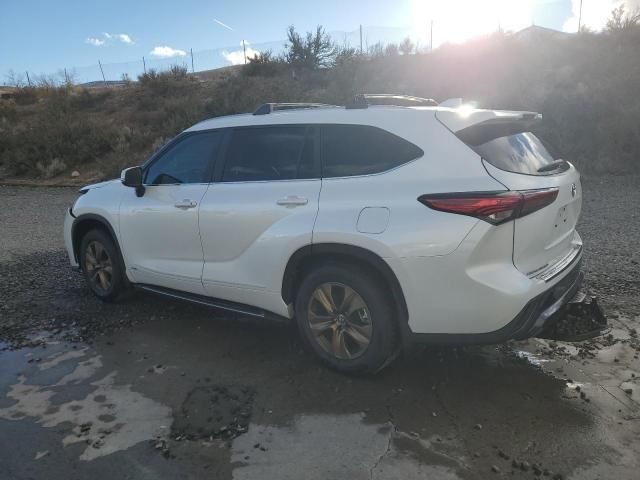 2023 Toyota Highlander Hybrid Bronze Edition