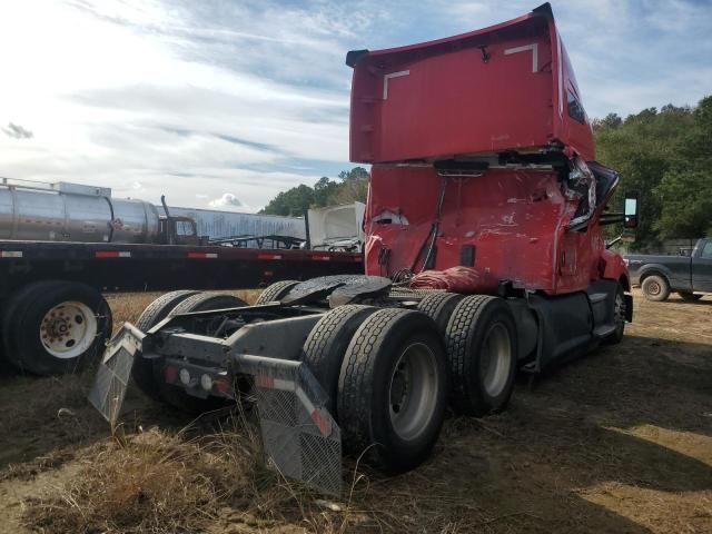 2020 Kenworth Construction T680