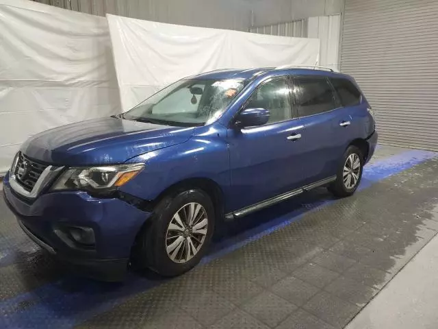 2018 Nissan Pathfinder S