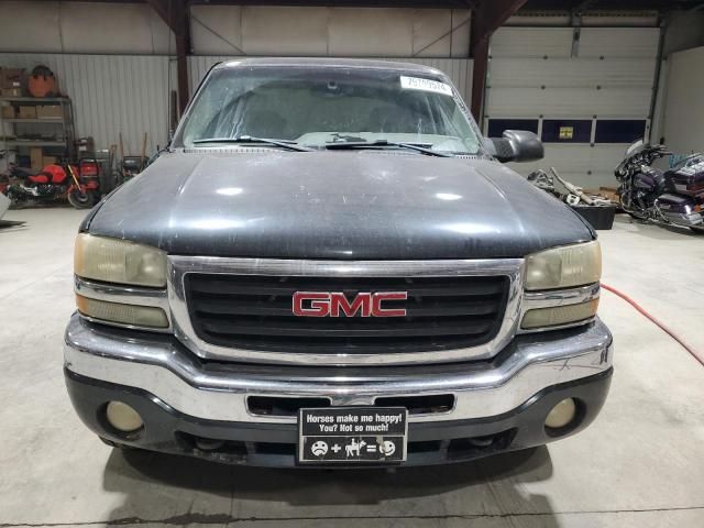 2004 GMC Sierra C2500 Crew Cab