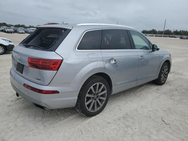 2018 Audi Q7 Premium Plus