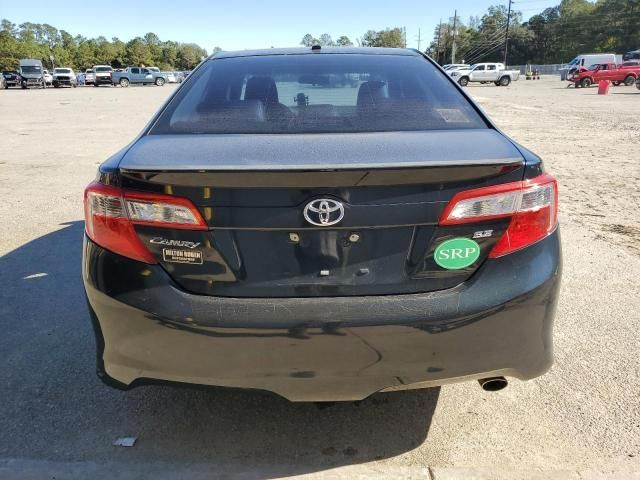 2014 Toyota Camry SE