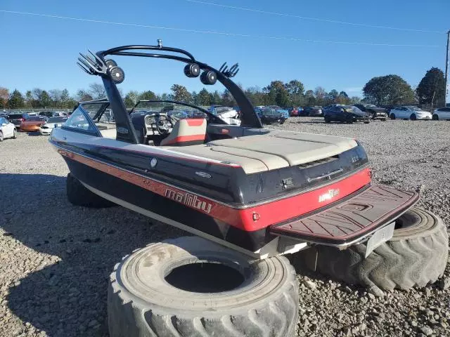 2004 Malibu Boat