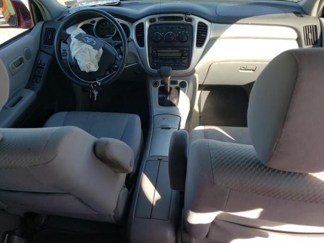 2004 Toyota Highlander Base