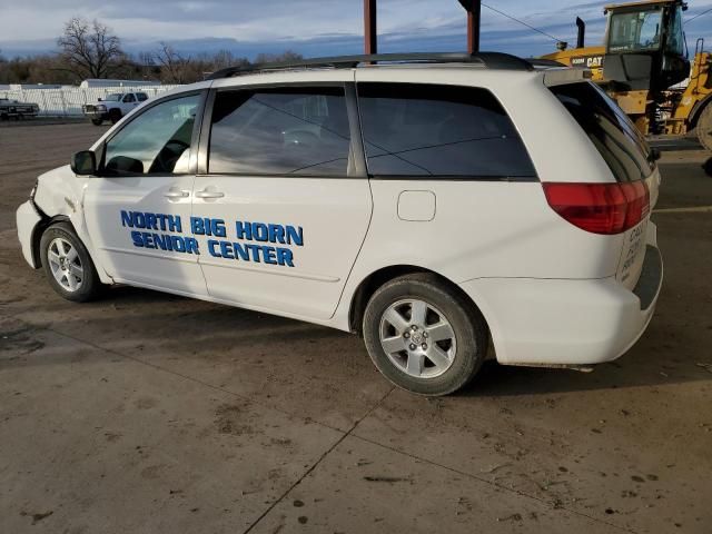 2004 Toyota Sienna CE