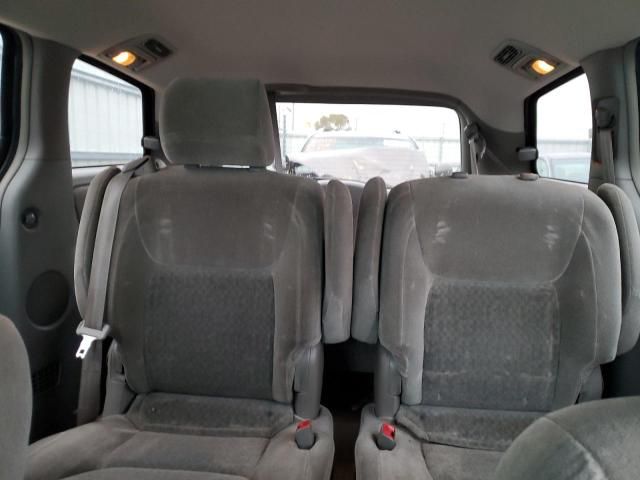 2005 Toyota Sienna CE