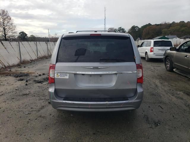 2013 Chrysler Town & Country Touring