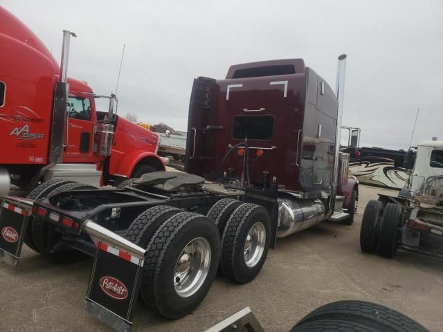 2021 Peterbilt 389