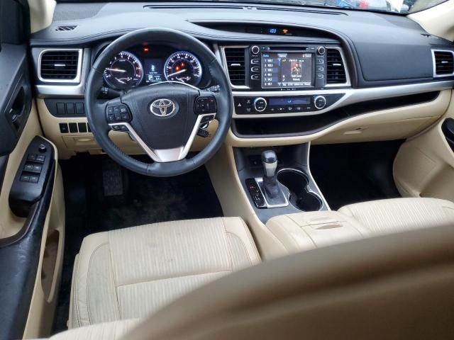 2016 Toyota Highlander LE