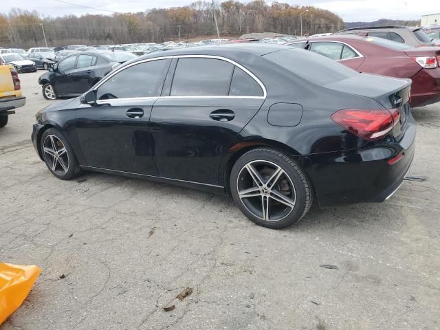 2019 Mercedes-Benz A 220