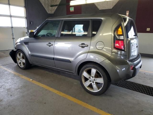 2011 KIA Soul +