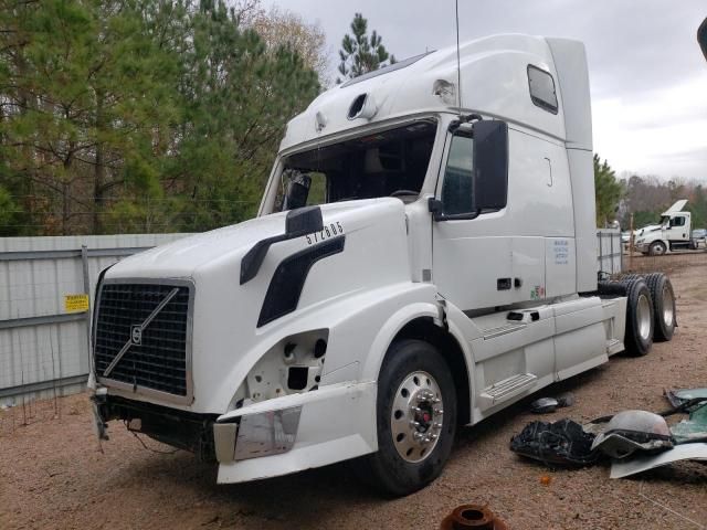 2013 Volvo VN VNL