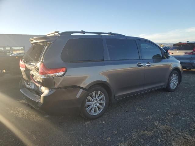 2013 Toyota Sienna XLE