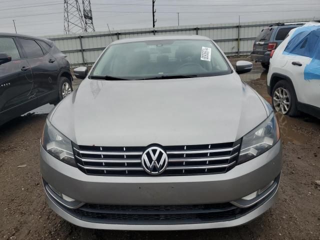 2014 Volkswagen Passat SEL