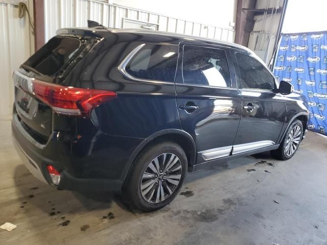 2020 Mitsubishi Outlander SE