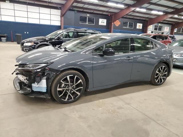 2024 Toyota Prius Prime SE