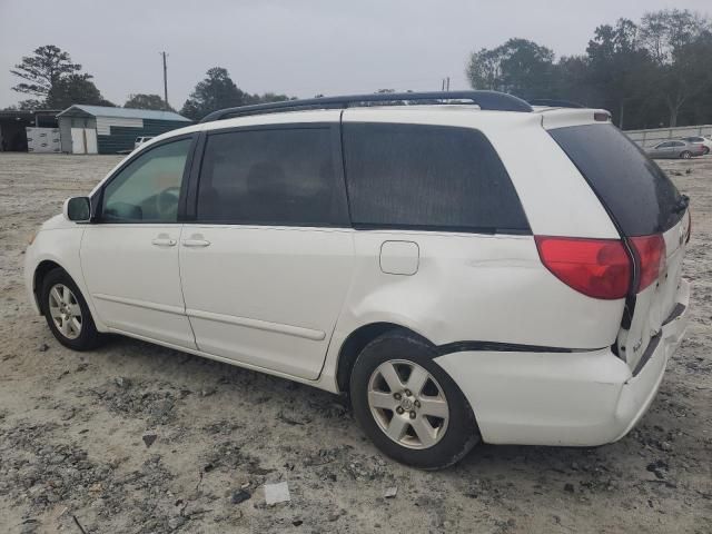 2009 Toyota Sienna XLE