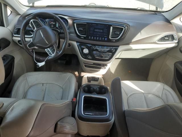 2017 Chrysler Pacifica Touring L Plus