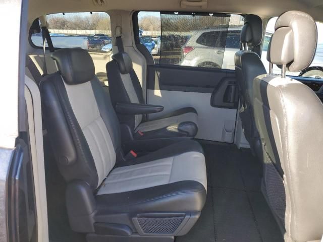 2010 Chrysler Town & Country Touring Plus