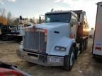 2014 Kenworth Construction T800