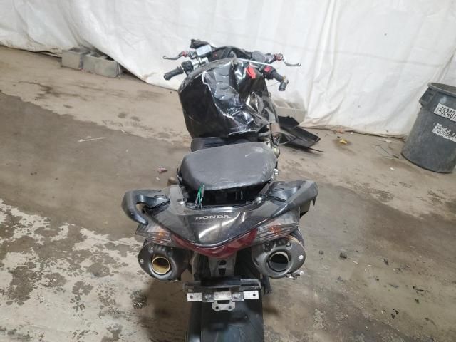 2006 Honda VFR800