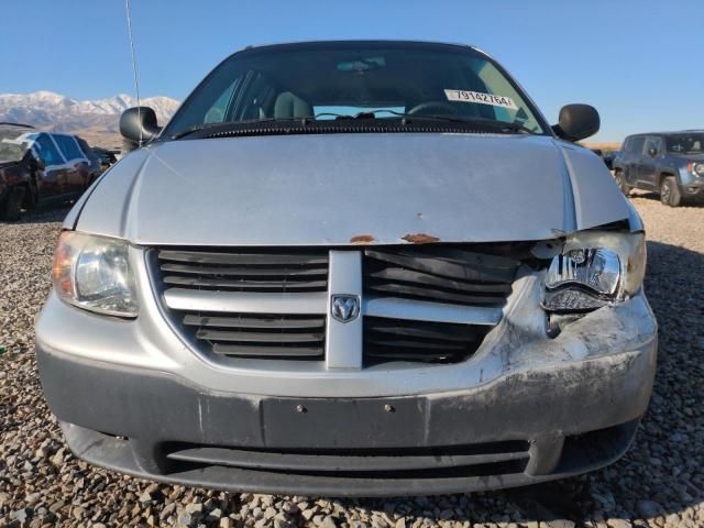 2005 Dodge Caravan SE