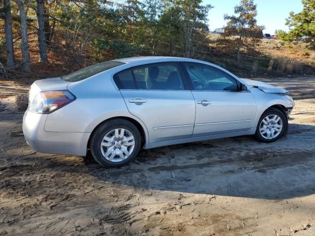 2010 Nissan Altima Base