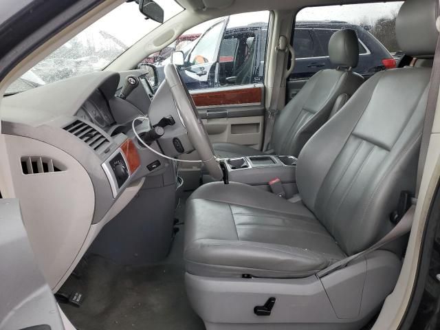 2009 Chrysler Town & Country Touring