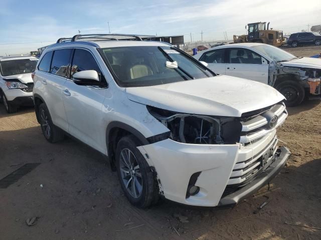 2019 Toyota Highlander SE