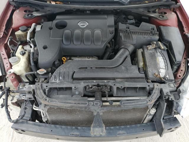 2010 Nissan Altima Base