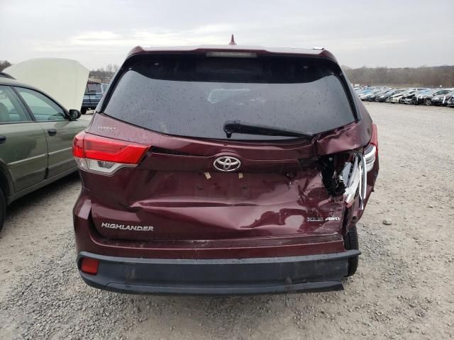 2019 Toyota Highlander SE