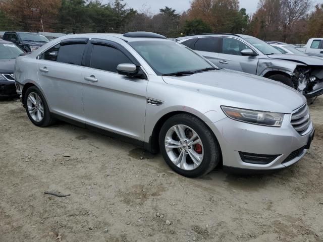 2014 Ford Taurus SEL