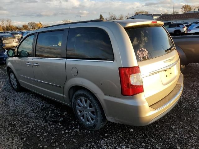 2016 Chrysler Town & Country Touring