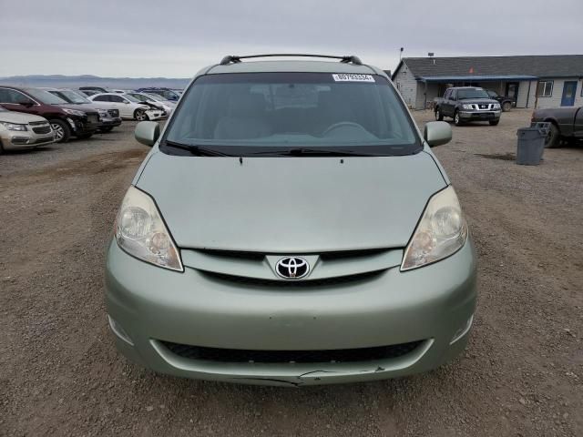 2006 Toyota Sienna XLE