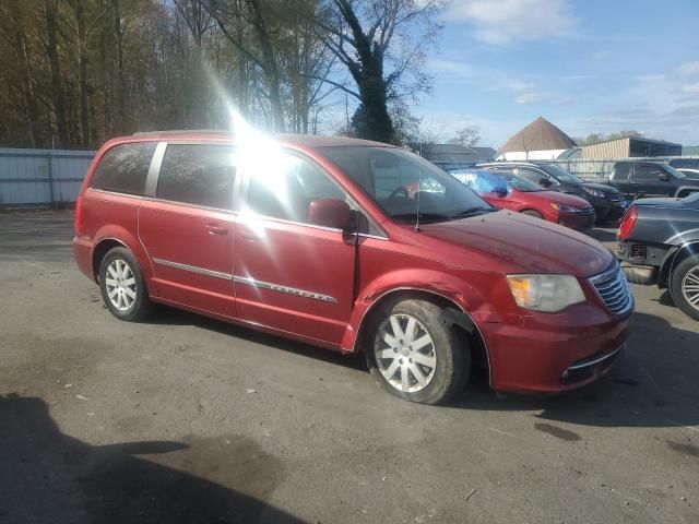 2013 Chrysler Town & Country Touring