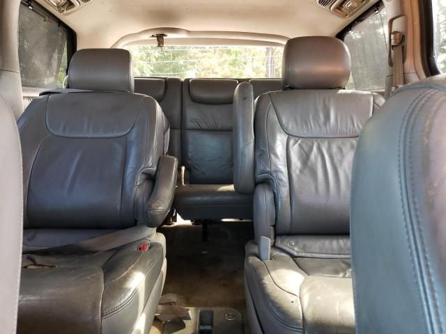 2005 Toyota Sienna XLE