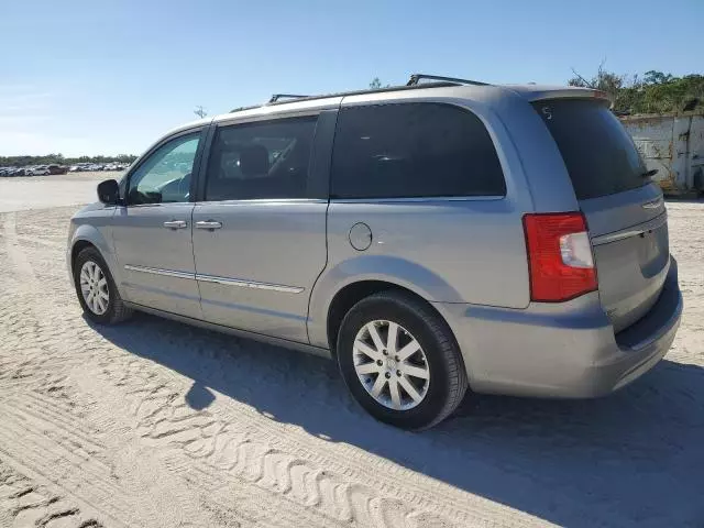 2016 Chrysler Town & Country Touring