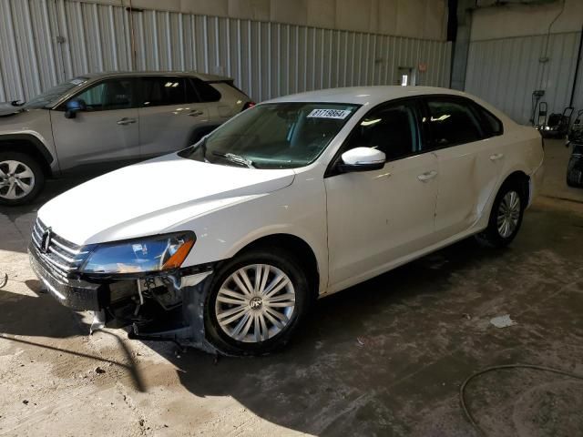 2014 Volkswagen Passat S