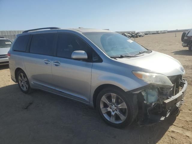 2011 Toyota Sienna XLE