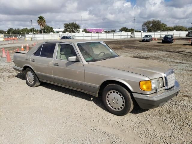 1990 Mercedes-Benz 300 SE