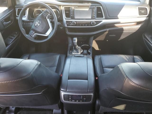 2018 Toyota Highlander SE