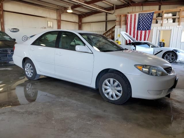 2005 Toyota Camry LE