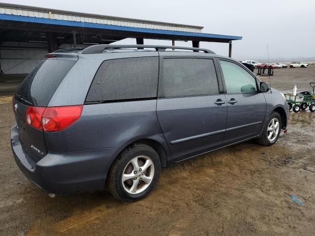 2006 Toyota Sienna CE